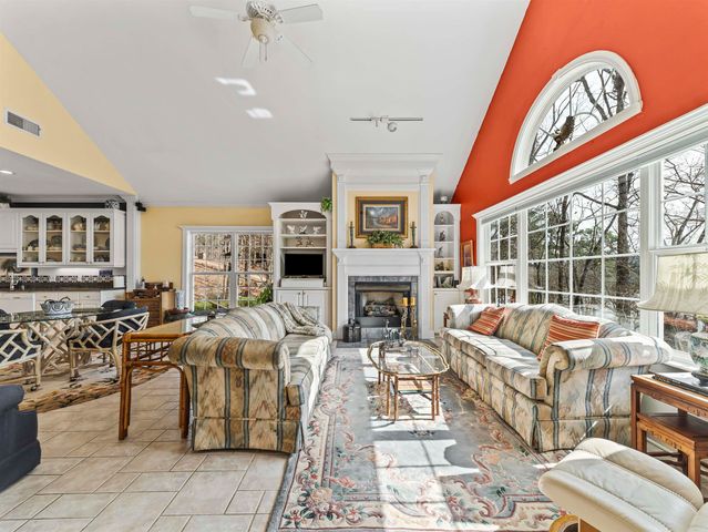 57 Toledo Drive, Hot Springs Village, AR 71909