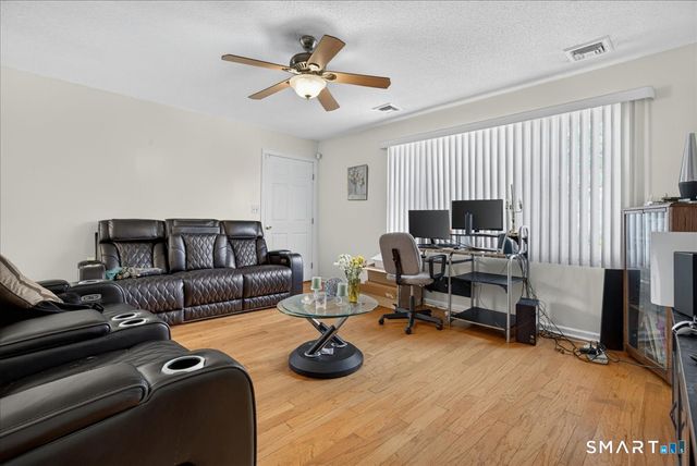 385 Peck Street, New Haven, CT 06513