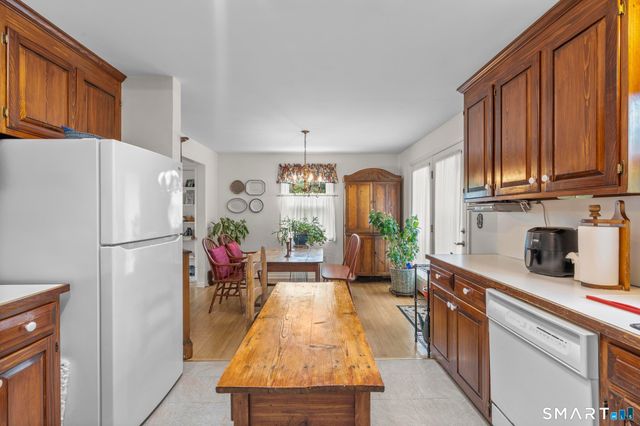 380 Overland Drive, Stratford, CT 06614