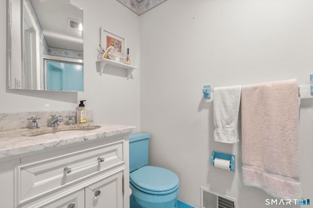 380 Overland Drive, Stratford, CT 06614