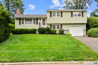 380 Overland Drive, Stratford, CT 06614