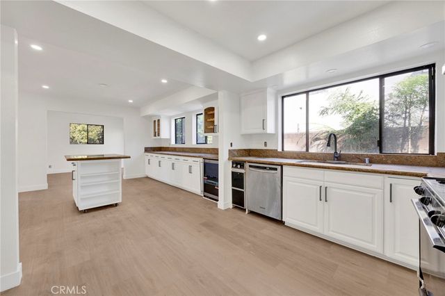 20243 Lanark Street, Winnetka, CA 91306