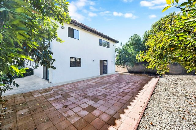 20243 Lanark Street, Winnetka, CA 91306