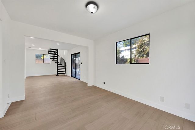 20243 Lanark Street, Winnetka, CA 91306