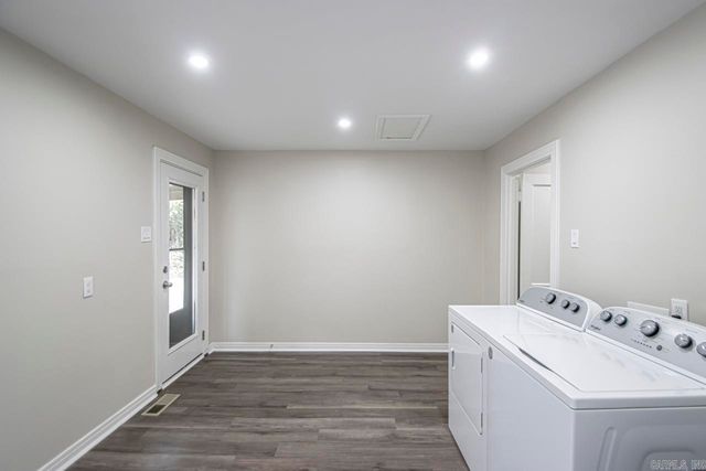 2219 & 2221 Blackwood Road, Little Rock, AR 72207
