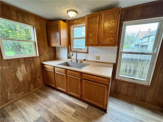 2307 10th Street SW, Canton, OH 44706