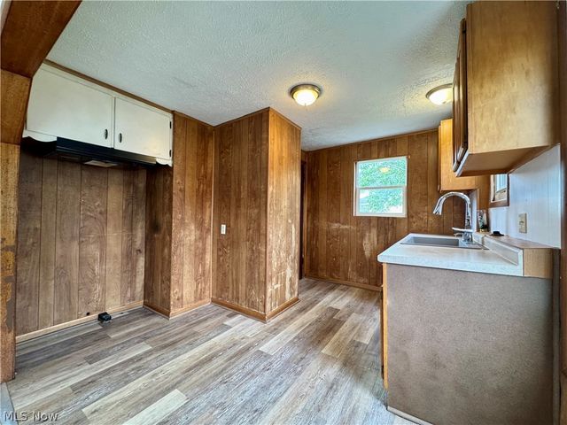 2307 10th Street SW, Canton, OH 44706