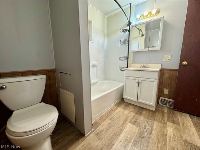 2307 10th Street SW, Canton, OH 44706
