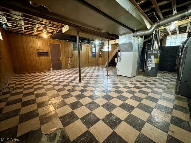 2307 10th Street SW, Canton, OH 44706