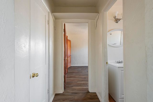 2741 Morningside Drive NE, Albuquerque, NM 87110