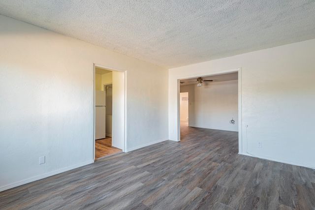 2741 Morningside Drive NE, Albuquerque, NM 87110