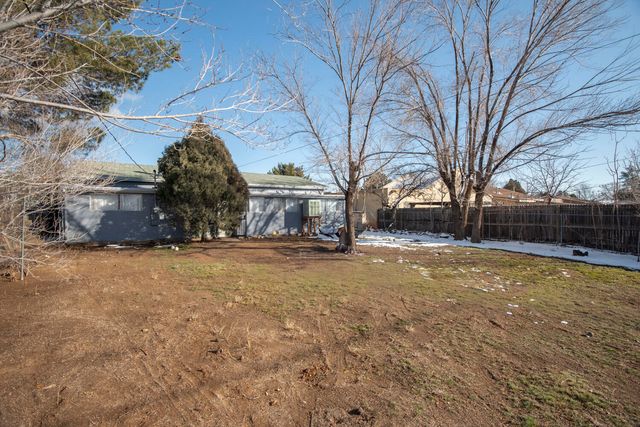 2741 Morningside Drive NE, Albuquerque, NM 87110