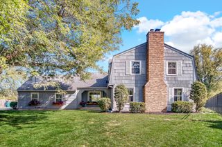 1613 Wren Court, Munster, IN 46321