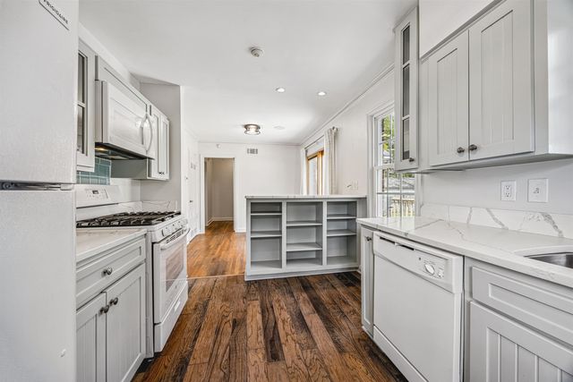 236 EASTLAND DR, Memphis, TN 38111