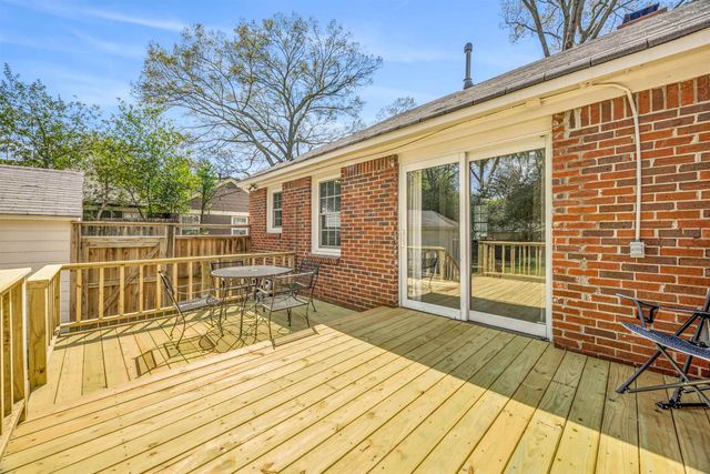 236 EASTLAND DR, Memphis, TN 38111