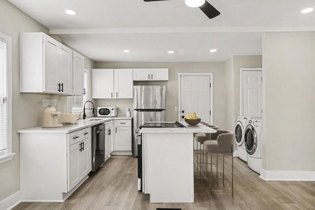 1515 Jonesboro SE Road, Atlanta, GA 30315