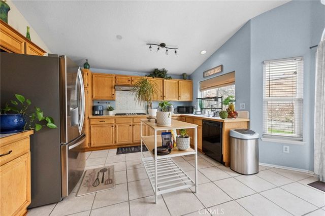 3684 Veronica Court, Rialto, CA 92377