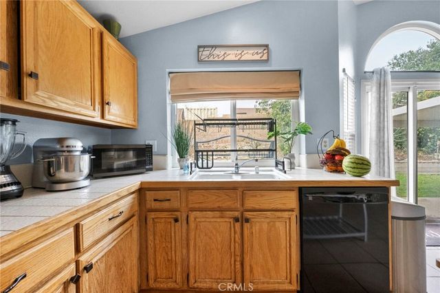 3684 Veronica Court, Rialto, CA 92377