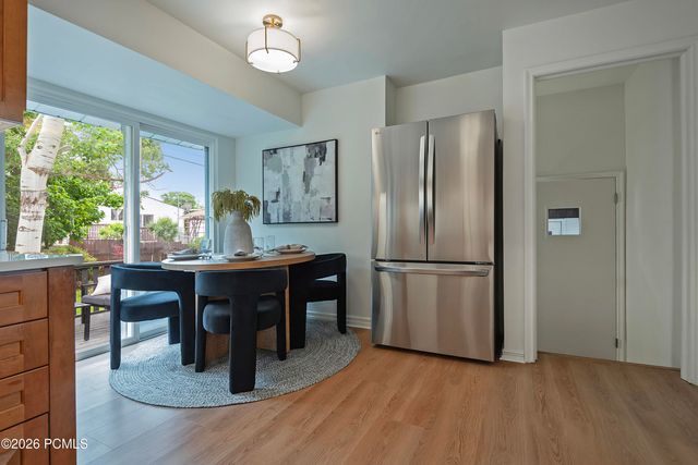2580 S 2100, Salt Lake City, UT 84109