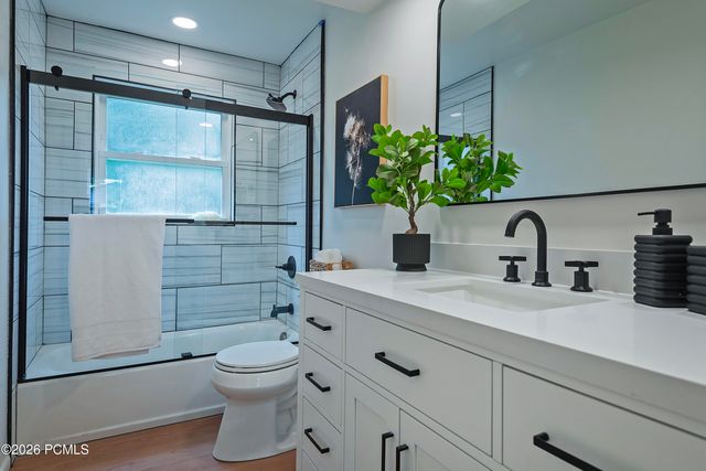 2580 S 2100, Salt Lake City, UT 84109