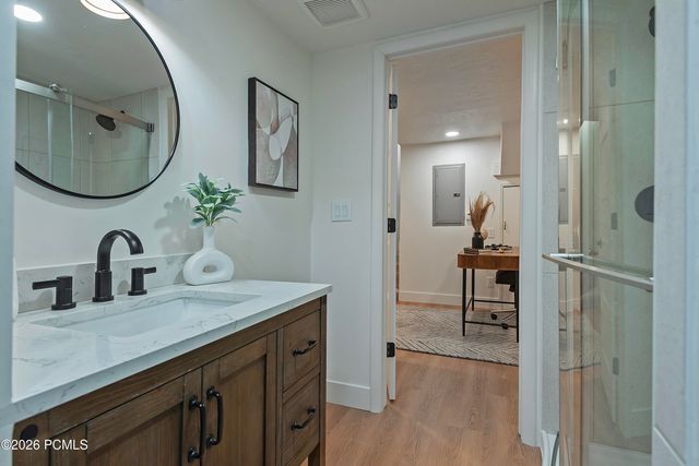 2580 S 2100, Salt Lake City, UT 84109