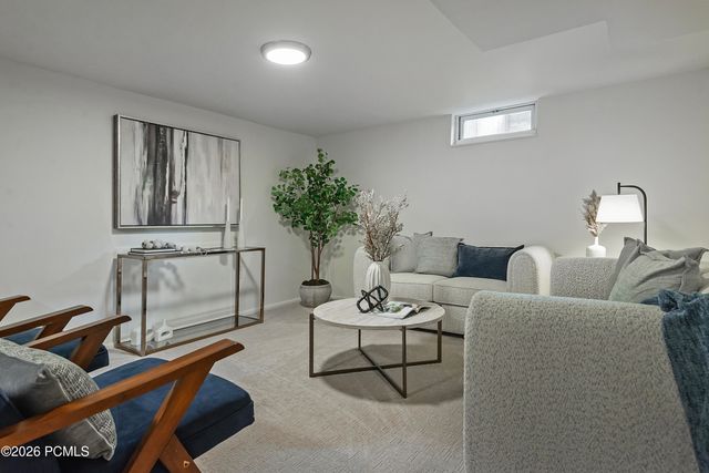 2580 S 2100, Salt Lake City, UT 84109