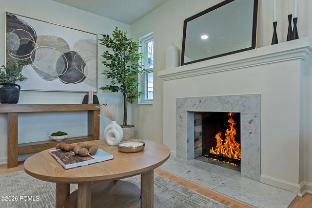 2580 S 2100, Salt Lake City, UT 84109