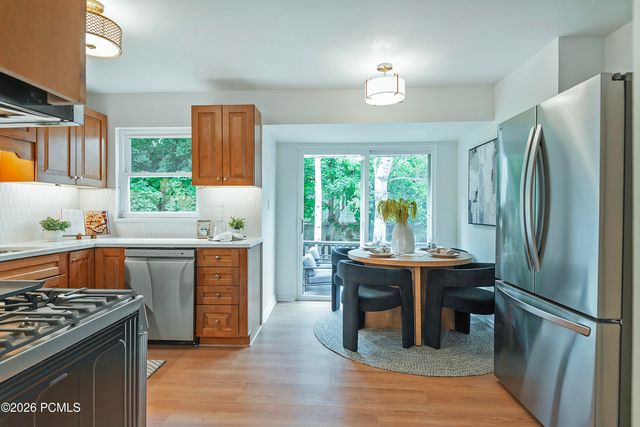 2580 S 2100, Salt Lake City, UT 84109