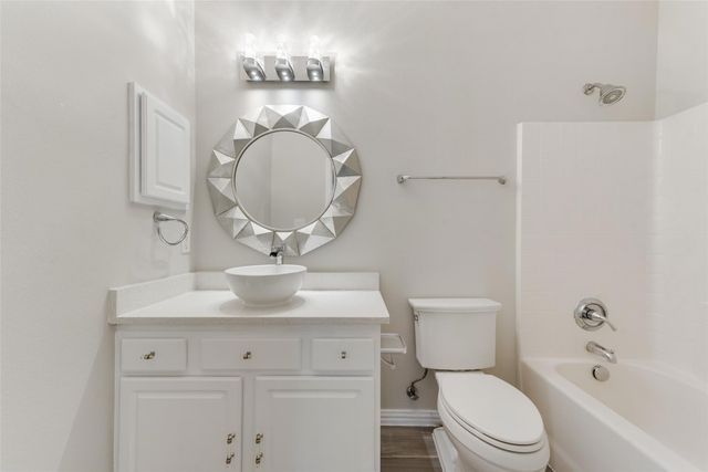 3901 Pitchstone Drive, Mckinney, TX 75070