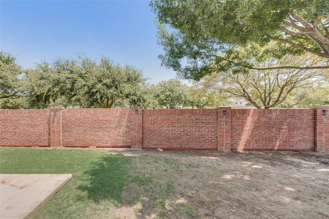 3901 Pitchstone Drive, Mckinney, TX 75070