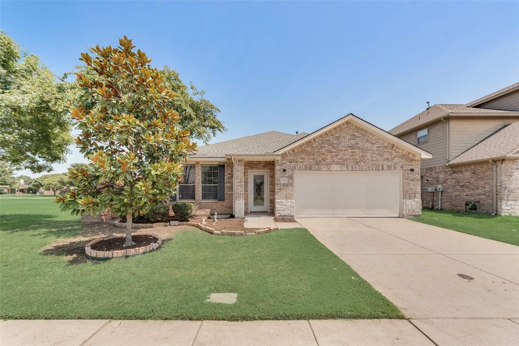 3901 Pitchstone Drive, Mckinney, TX 75070