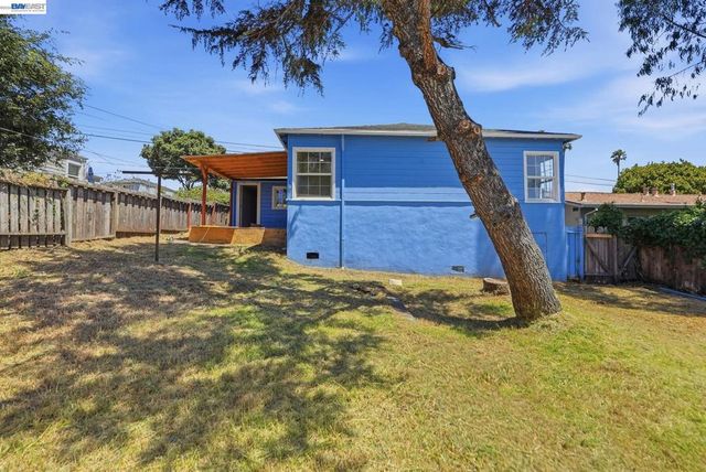 1333 Mariposa St, Richmond, CA 94804