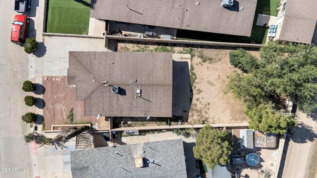 9511 MARTINIQUE Drive, El Paso, TX 79927