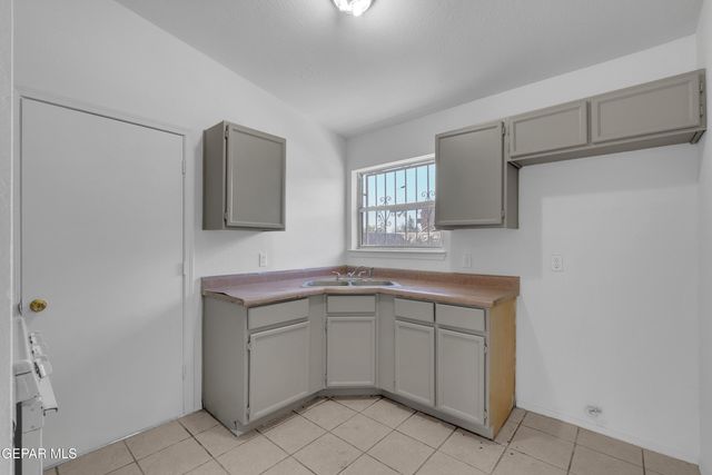 9511 MARTINIQUE Drive, El Paso, TX 79927