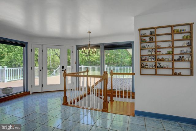 98 PEACH GLEN RD, Gardners, PA 17324