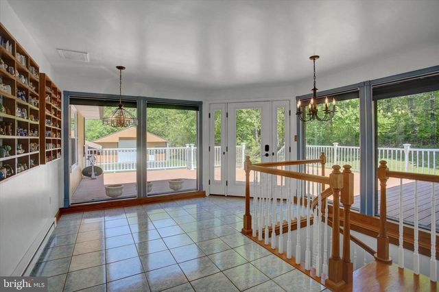 98 PEACH GLEN RD, Gardners, PA 17324