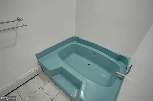 98 PEACH GLEN RD, Gardners, PA 17324