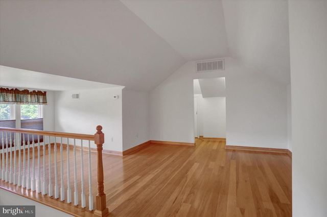 98 PEACH GLEN RD, Gardners, PA 17324