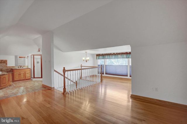98 PEACH GLEN RD, Gardners, PA 17324