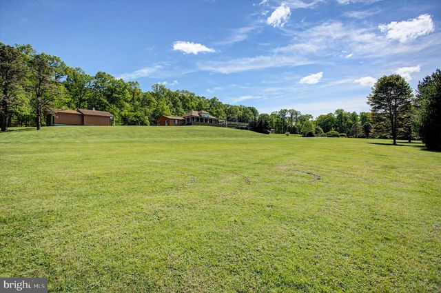 98 PEACH GLEN RD, Gardners, PA 17324