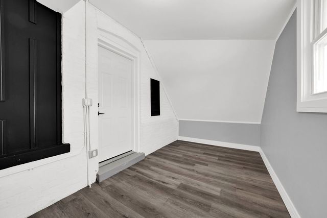 6607 S Oakley Avenue, Chicago, IL 60636