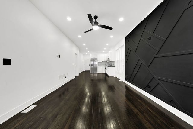 6607 S Oakley Avenue, Chicago, IL 60636