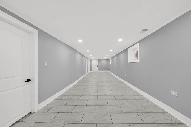 6607 S Oakley Avenue, Chicago, IL 60636