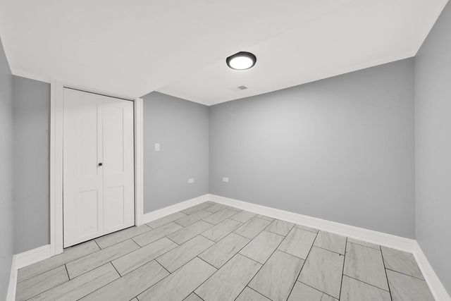 6607 S Oakley Avenue, Chicago, IL 60636