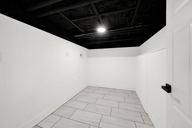 6607 S Oakley Avenue, Chicago, IL 60636