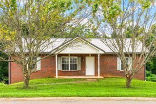 3366 N Henderson Way, Clarksville, TN 37042