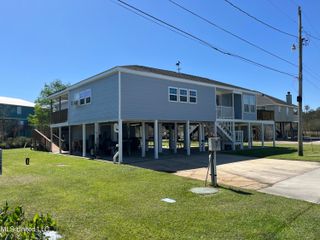 5057 Elbrus Street, Bay Saint Louis, MS 39520