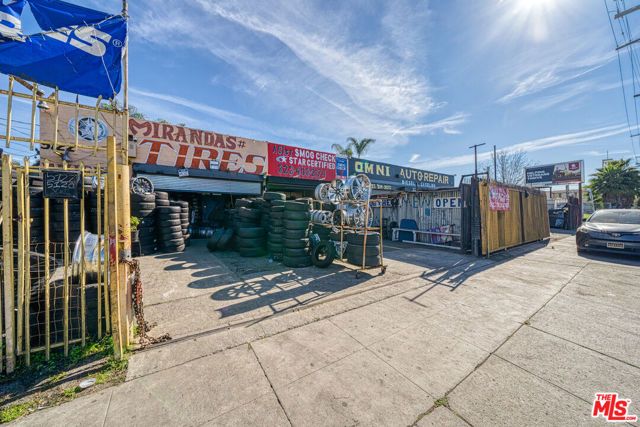 5130 S Western Avenue, Los Angeles, CA 90062