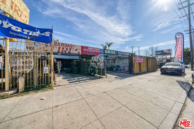 5130 S Western Avenue, Los Angeles, CA 90062