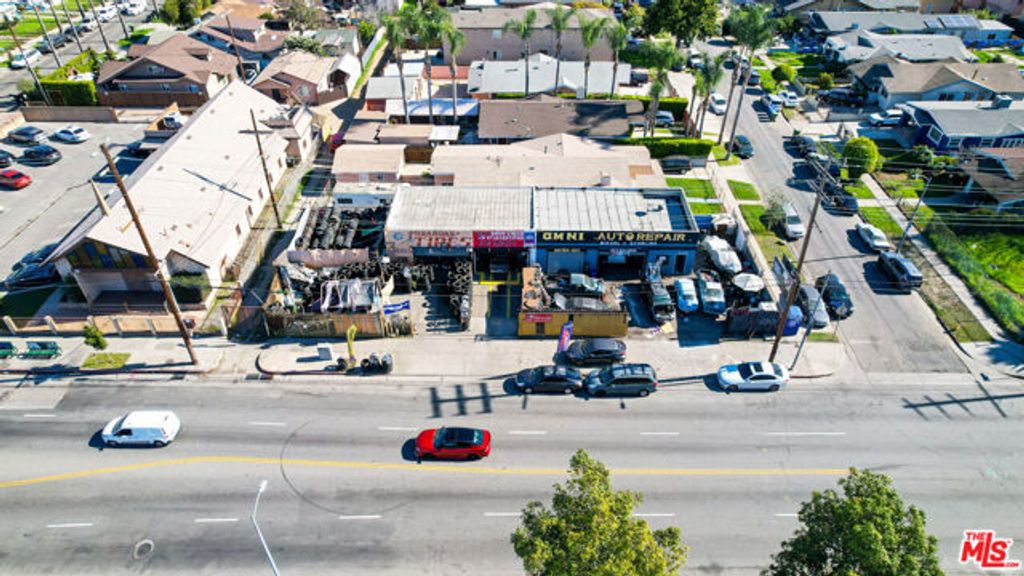 5130 S Western Avenue, Los Angeles, CA 90062